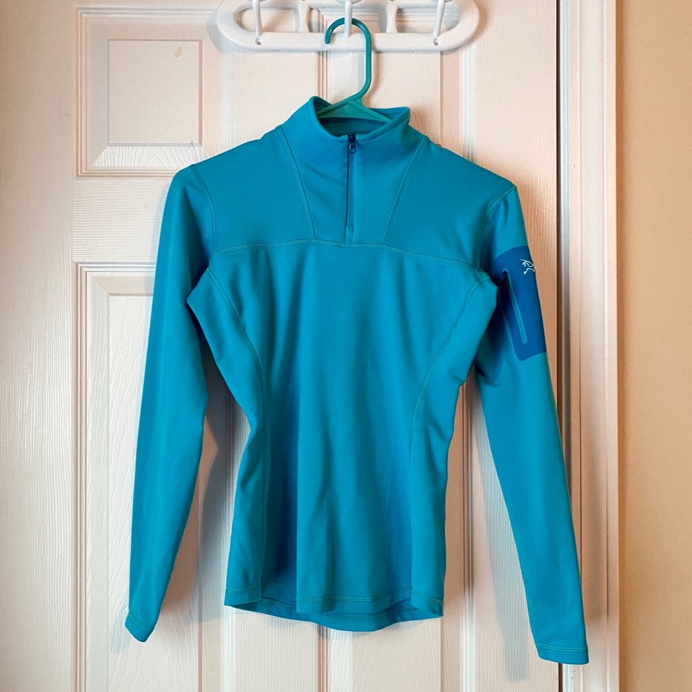 Arc’teryx quarter zip - base layer